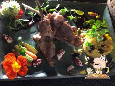 Comida em Oliva Bistrô