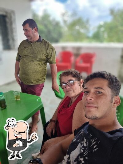 a parte exterior é uma característica importante do Bar de Valdo