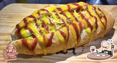 Comida em Cachorro do Véio