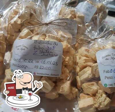 Comida em Produtos Coloniais da Marli e Colhe e Pague de Morangos