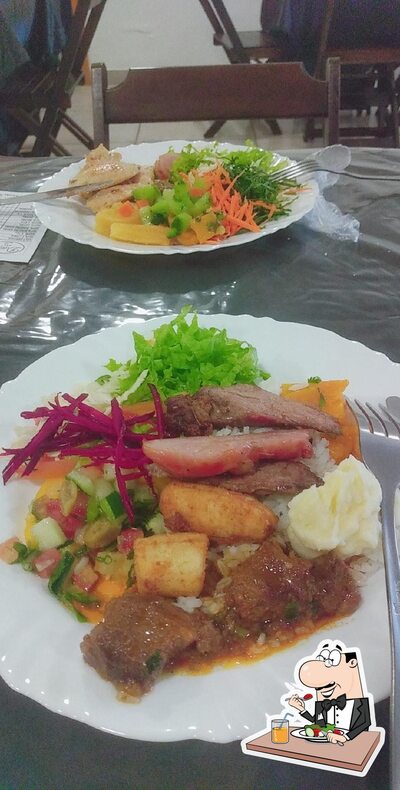 Comida em Restaurante Dimitri