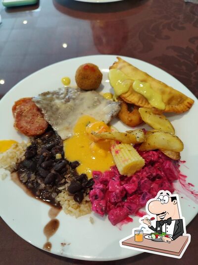 Comida em Buffet Trespach