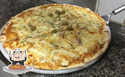 No Restaurante e Pizzaria Arraial, você pode conseguir pizza