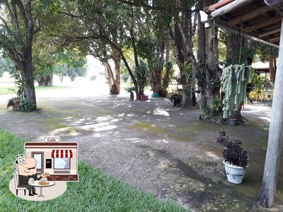 Desfrute da vista da área externa do Fernando do Frango