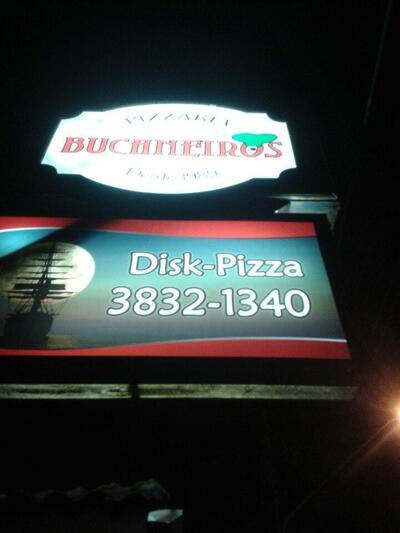 Aqui está a publicidade do Pizzaria Caravela