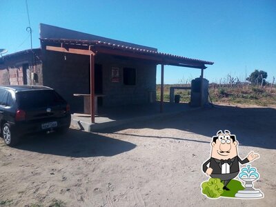 Veja imagens do exterior do LP Churrasco