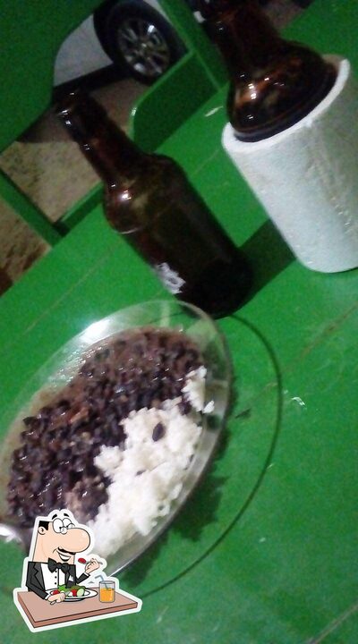 Comida em Bar do Charuto