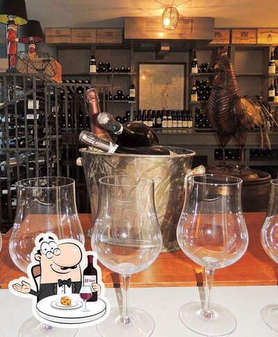 Profitez d'un verre de vin à la fin de votre chargée journée