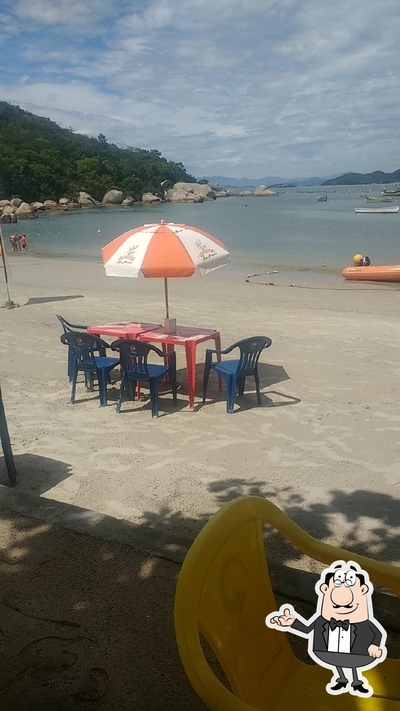 O interior do Rei Netuno Restaurante e frutos do mar