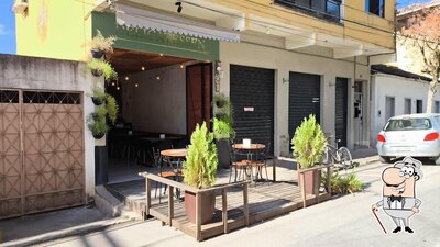 Você pode espairecer no na área externa do DA MAMMA DELICTESSEN