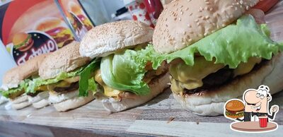 Tateno Lanches oferece uma infinidade de opções para os amantes dos hambúrgueres