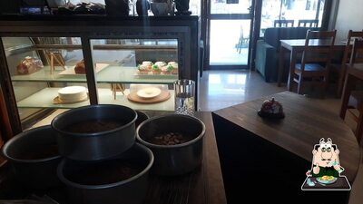 Food at Ana Bakes