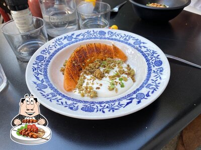 Plats à LEK Restaurant