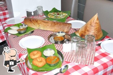 The interior of Damroo Veg