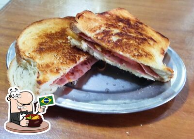 Comida em Posto Pelanda Alpino I
