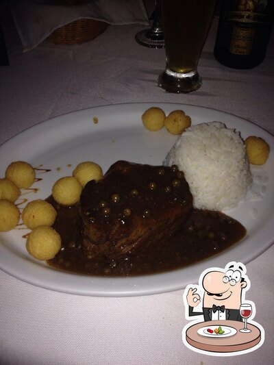 Platos en Cadoro