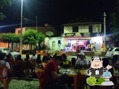 Desfrute da vista do exterior Pizzaria Universitaria