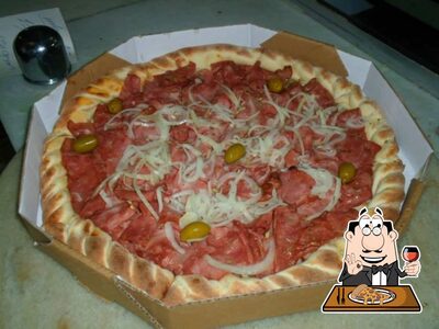No Tuba Pizzaria, você pode desfrutar de pizza