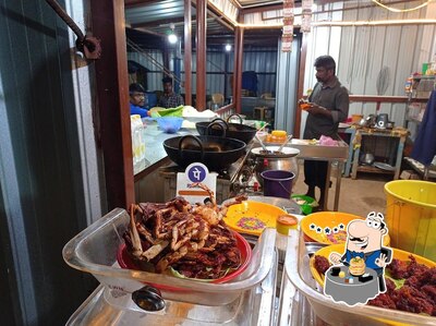 Meals at MRS Kuraikadai (MRS கூரைக்கடை)