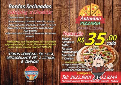 Comida em Pizzaria Antonino