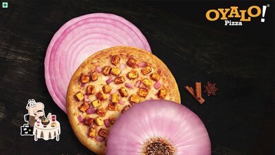 Food at O!YALO Pizzas