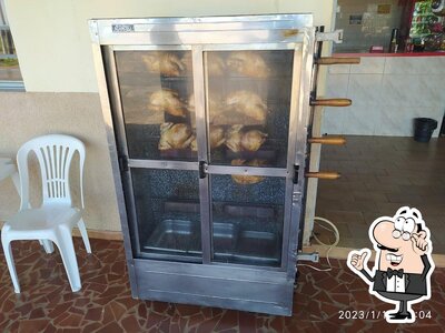 Veja imagens do interior do Rmr Restaurante Dona Rosa