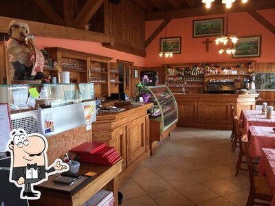 Siediti a un tavolo di Pizzeria Rendola