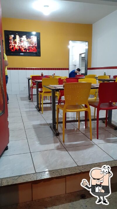 Veja imagens do interior do Sabor Tropical