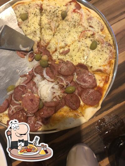Escolha diferentes variedades de pizza