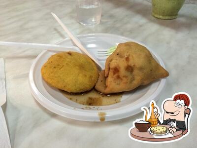 Platti al Fast Food Indiano