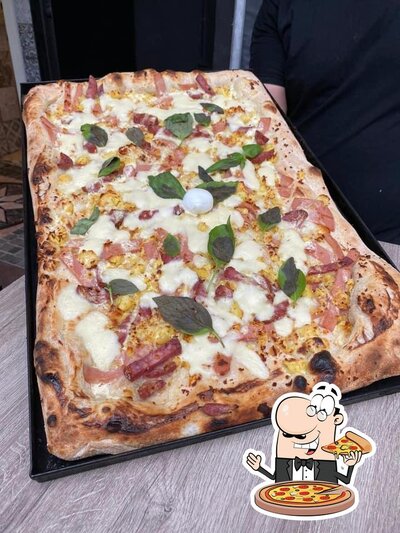 A Stefano Caiazza Pizzaiolo Orta di Atella, puoi assaggiare una bella pizza