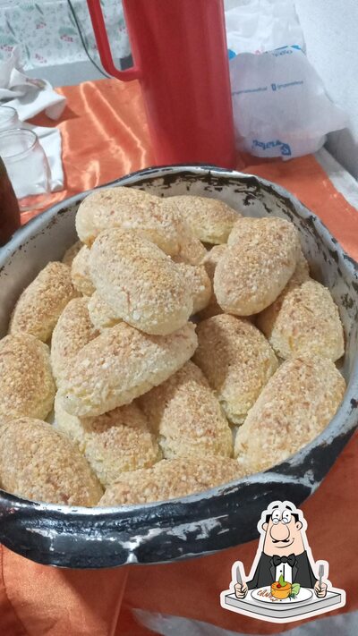 Comida em Barraca da Delza