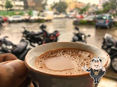 Enjoy a beverage at Yewale Amrutatulya येवले चहा
