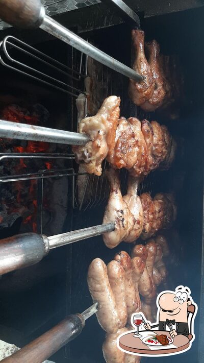Refeições de carne são servidos no Tuca Restaurante