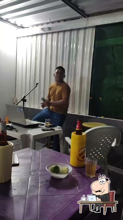 Veja imagens do interior do CHURRASCARIA BR