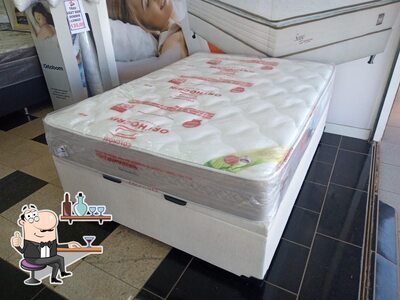 Veja imagens do interior do Mr Foods