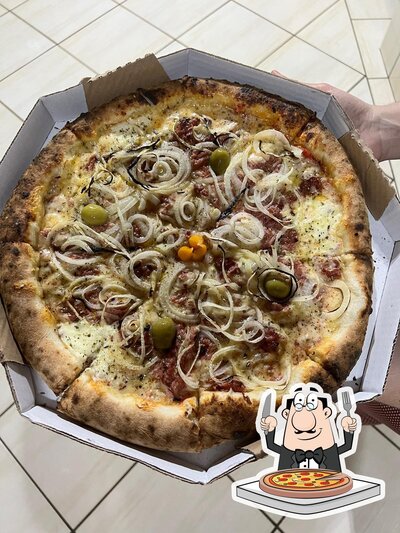 Escolha diferentes variedades de pizza