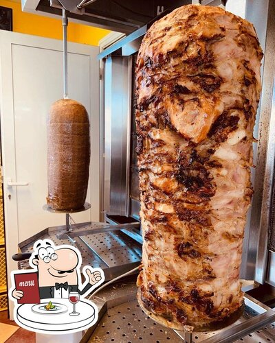 Platti al FAST FOOD PINKI KRANJ