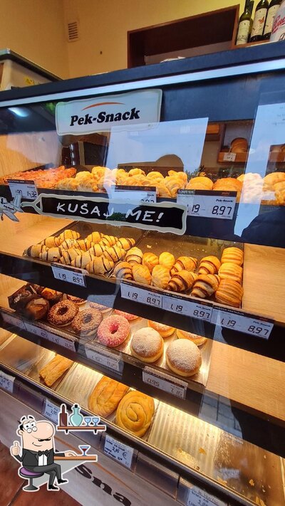 Gli interni di Pek-snack