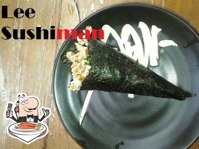 Escolha pratos de peixe no Lee Sushiman