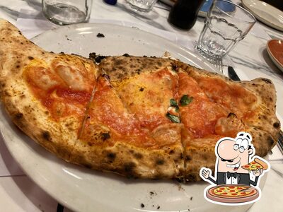 Ordina tra le svariate varianti di pizza