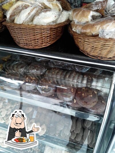 Food at Al Rayyan Bakers