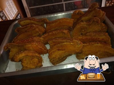 Comida em Bar Joelho Gordo
