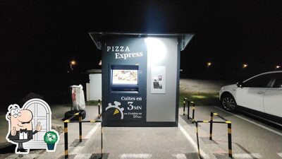 Vous pouvez prendre un bol d'air frais à l'extérieur CP Pizza