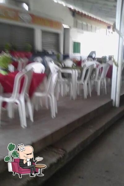 Veja imagens do interior do Neguin Lanches