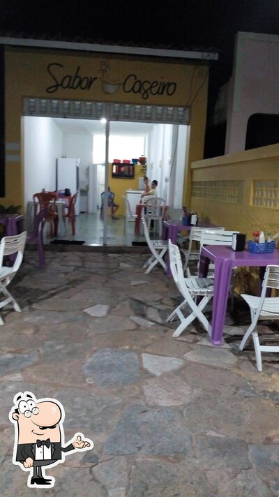 Veja imagens do interior do Sabor Caseiro