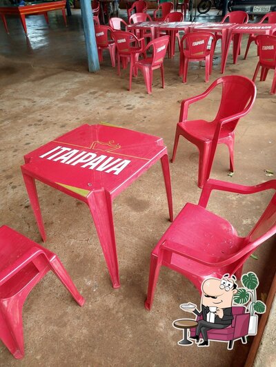 O interior do Bar do Toizinho
