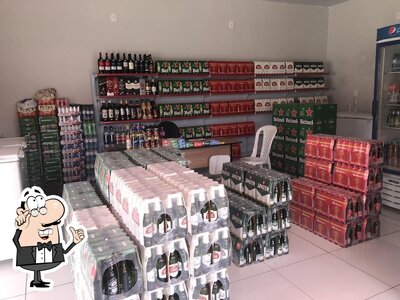 Veja imagens do interior do HENRIQUE'S BEBIDAS