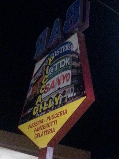 Leggi le informazioni su Bar piccadilly