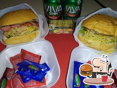 Os hambúrgueres do Pizzaria Bob Lanches irão saciar uma variedade de gostos